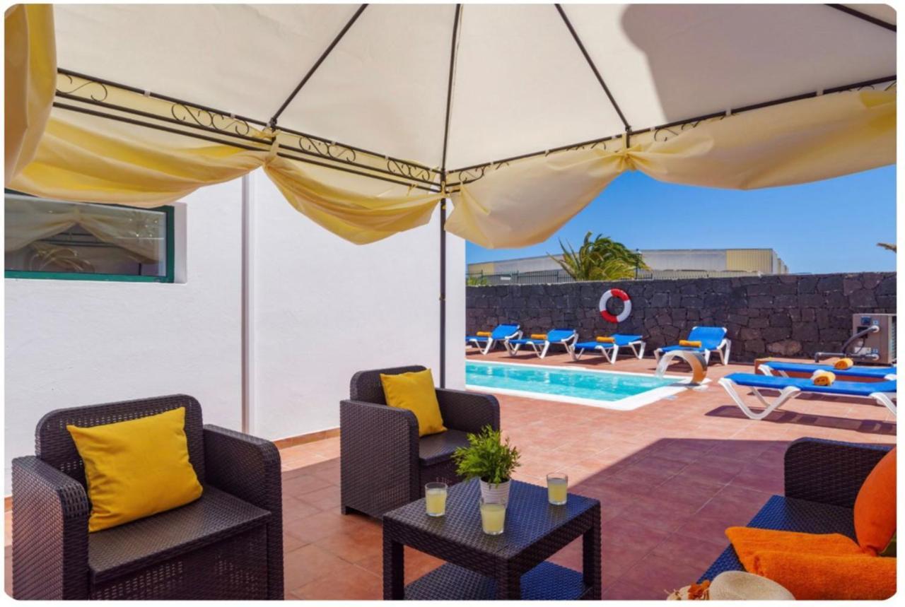 Spacious Private Villa & Private Heated Pool - Villa Sunshine Costa Teguise Dış mekan fotoğraf